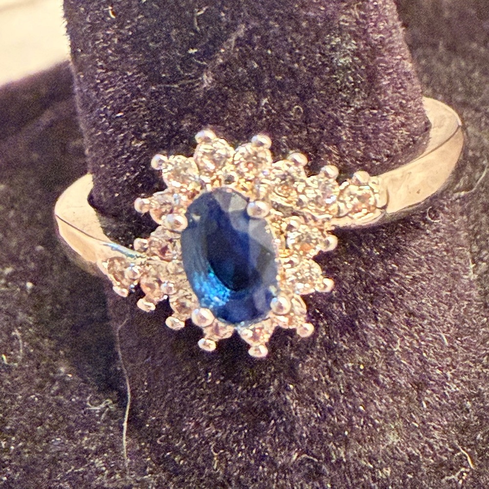 Lab Blue Sapphire Halo Ring                                        Size 7   NWT